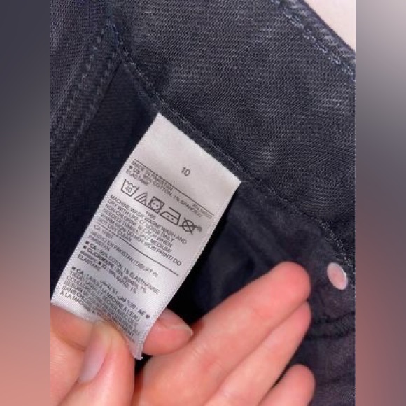 Old navy shorts - Picture 5 of 5